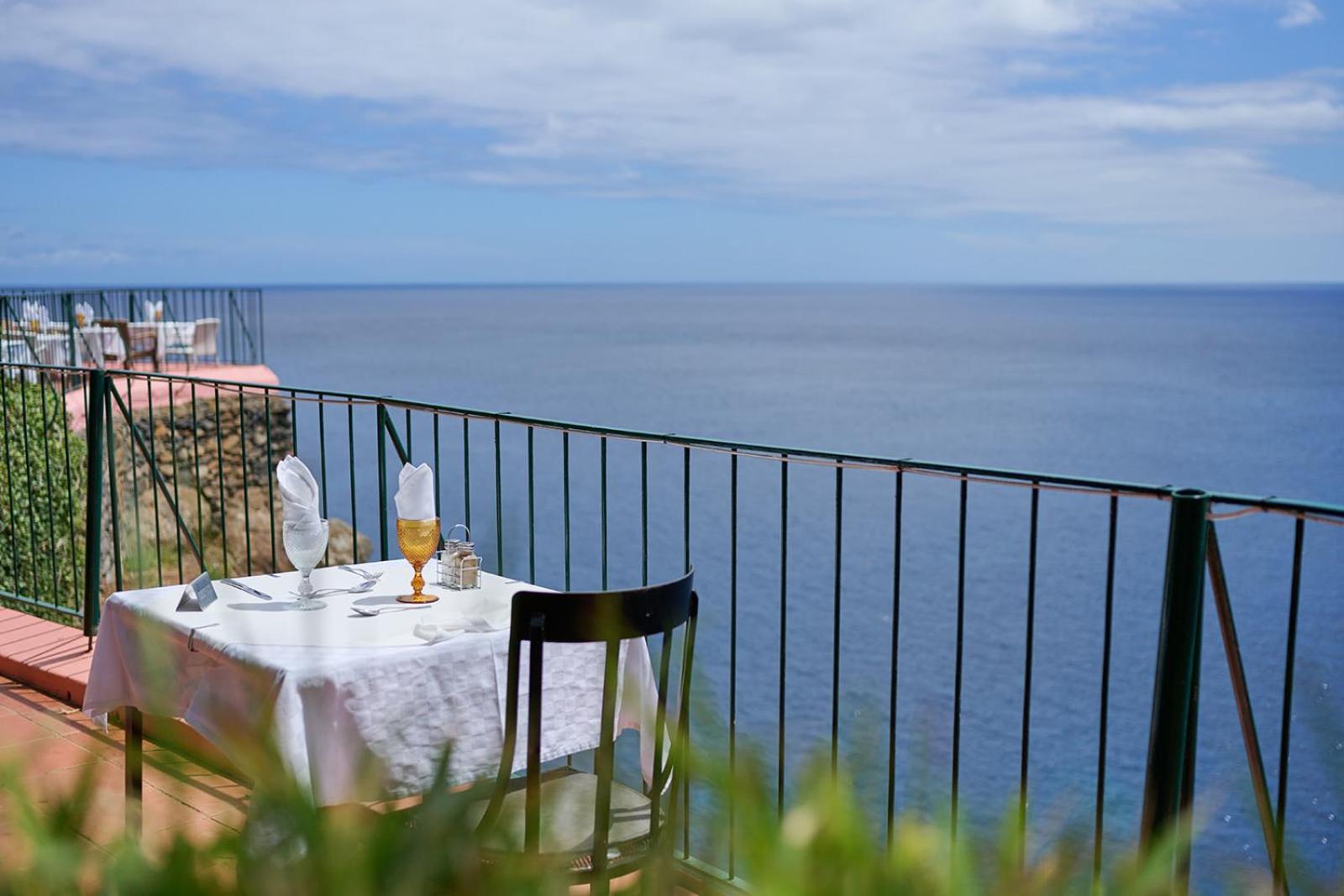Inn & Art Madeira Caniço Екстериор снимка