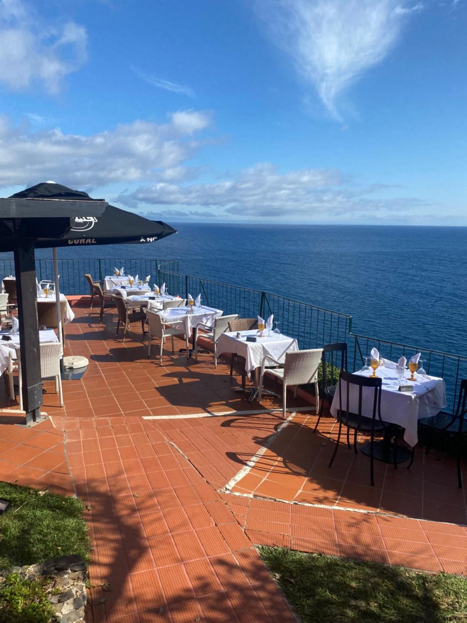 Inn & Art Madeira Caniço Екстериор снимка