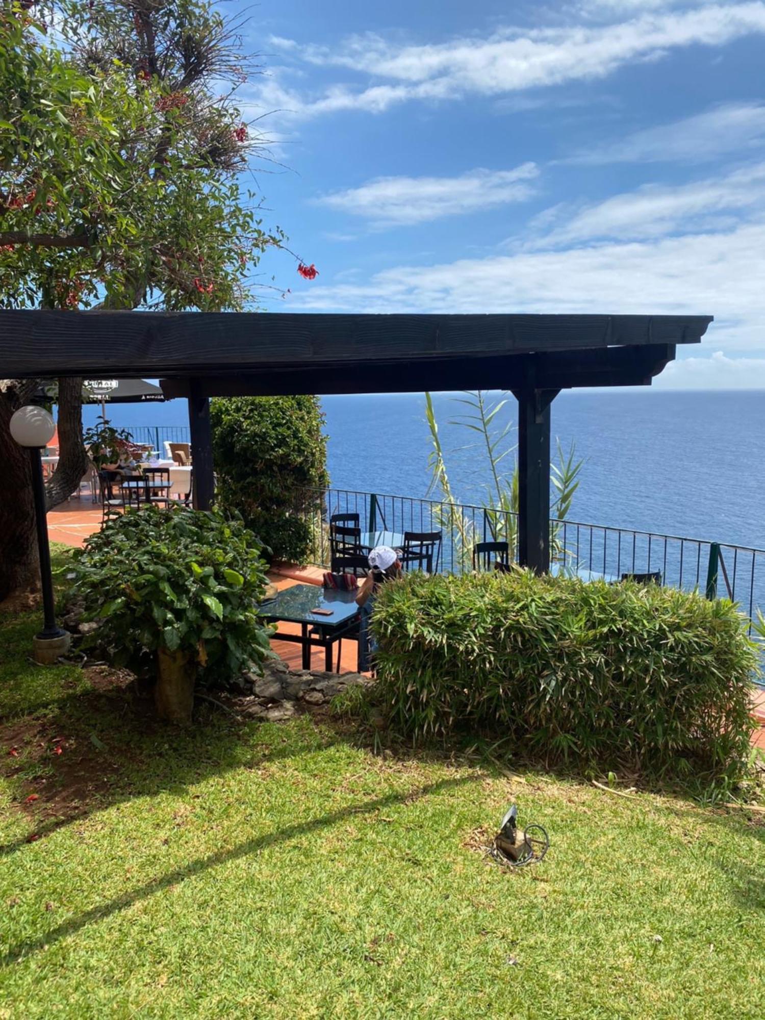 Inn & Art Madeira Caniço Екстериор снимка