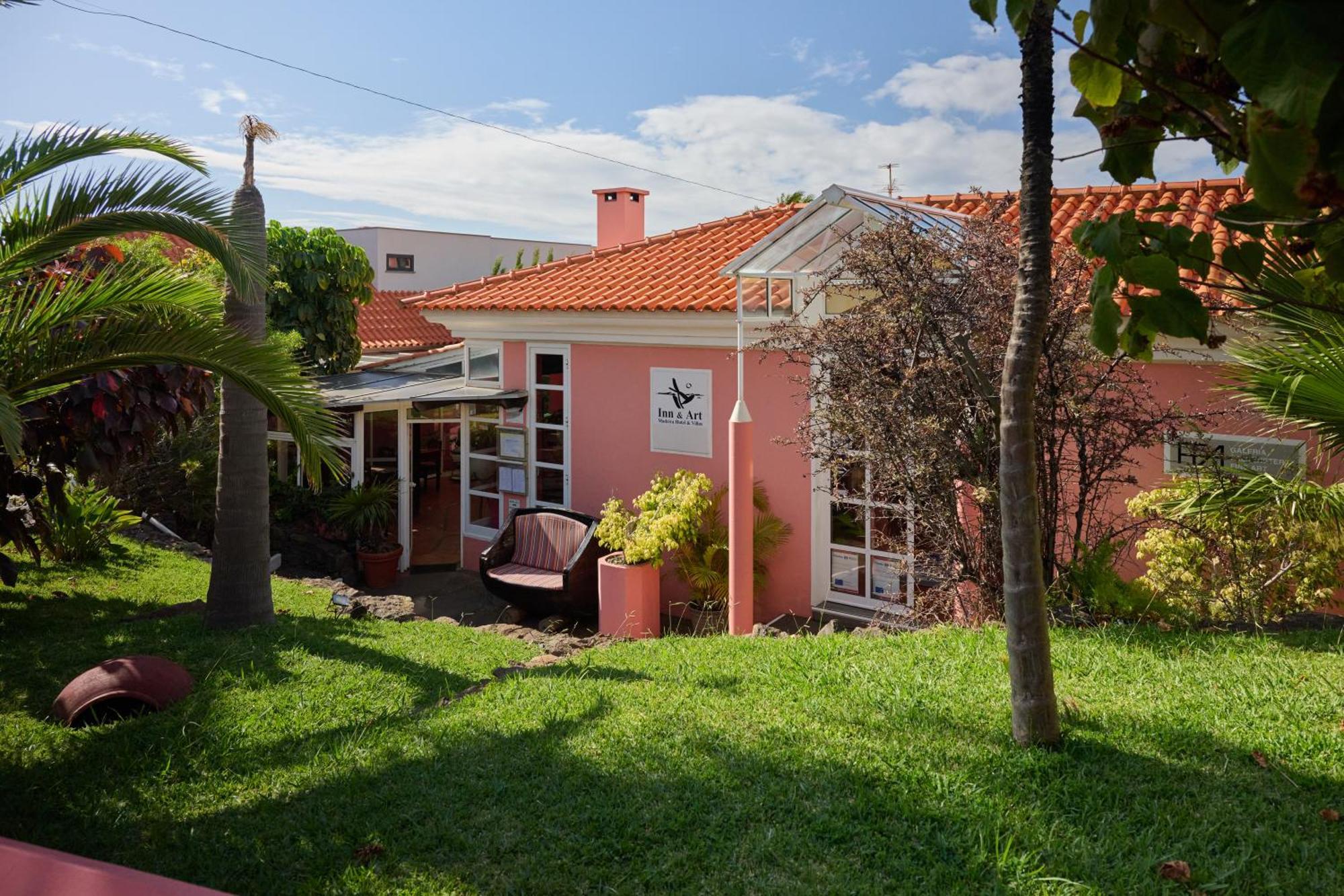Inn & Art Madeira Caniço Екстериор снимка