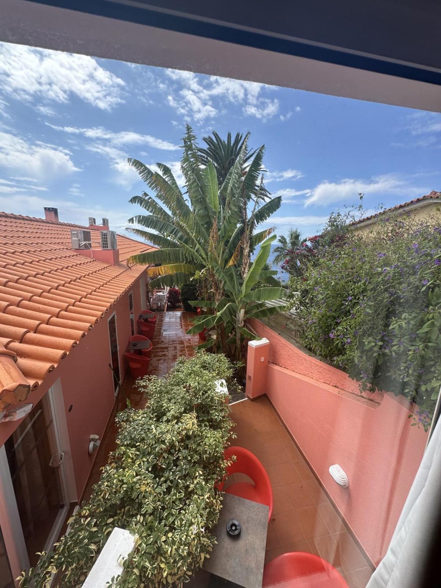Inn & Art Madeira Caniço Екстериор снимка
