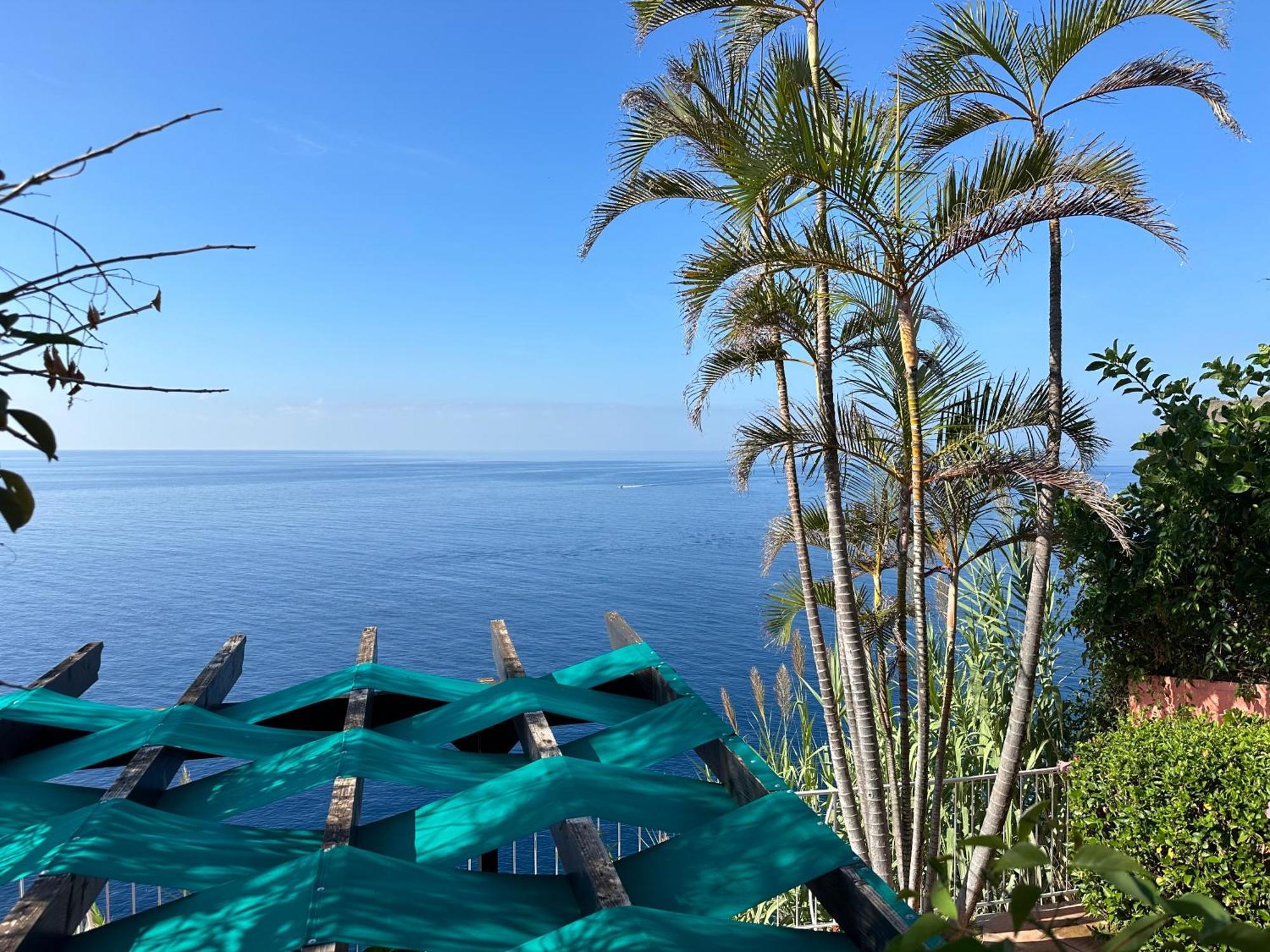 Inn & Art Madeira Caniço Екстериор снимка